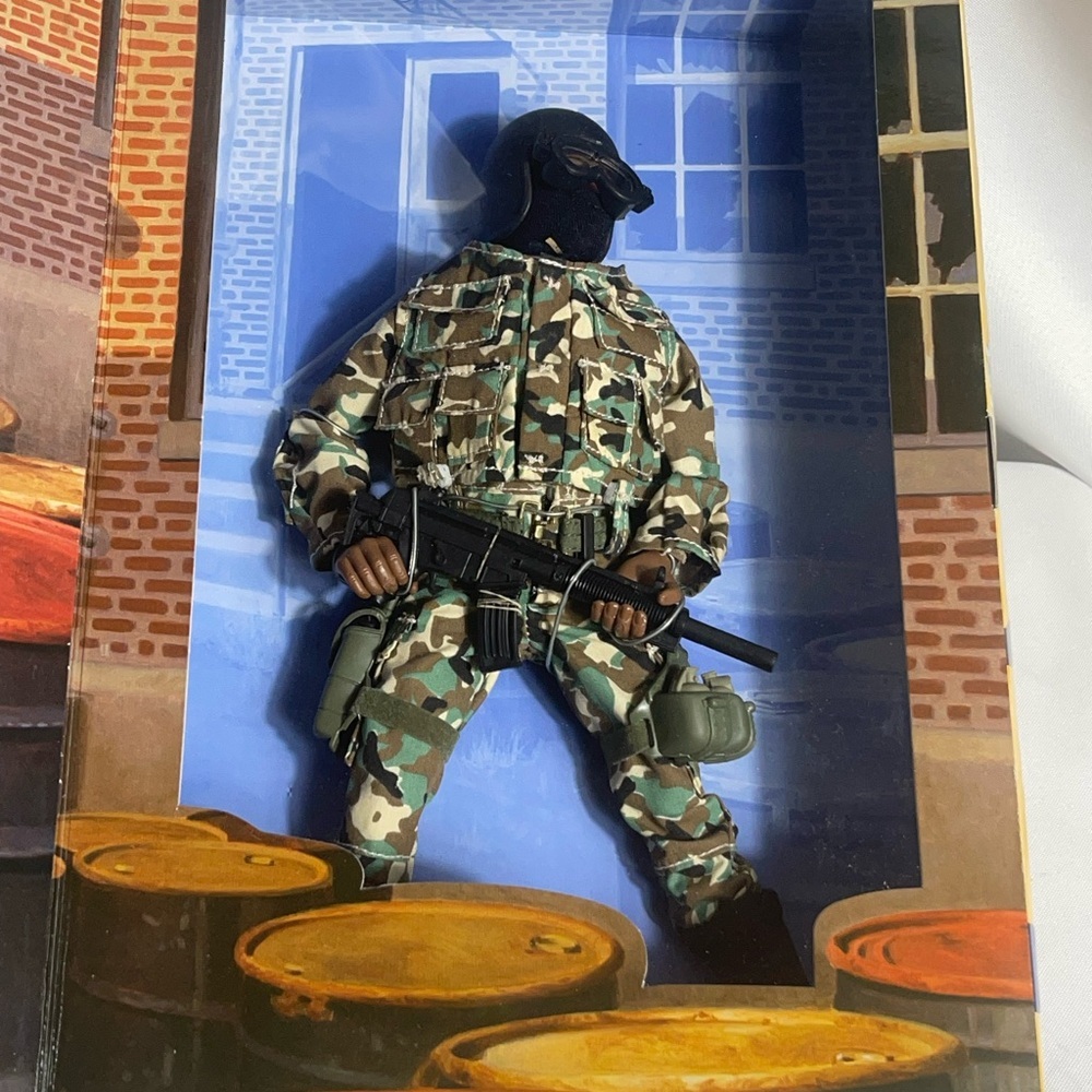 GI Joe Hasbro Vintage British S.A.S. Classic Collection Action Figure NIB 1996 - Picture 8 of 12